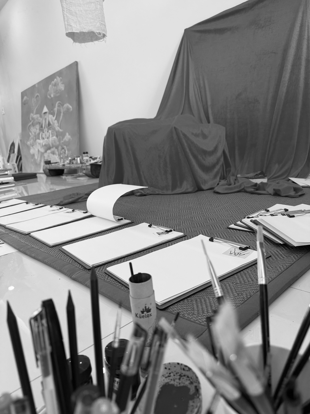 Sketching materials ready in the gallery